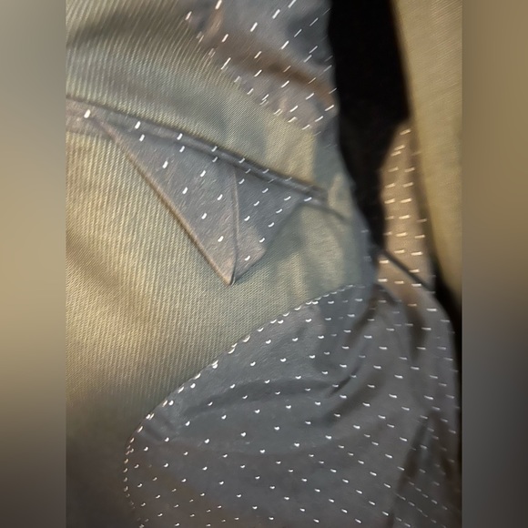 Apt 9 light pinstripe black suit size 36R 
Pants sold separately(bundle & save) - Picture 5 of 6